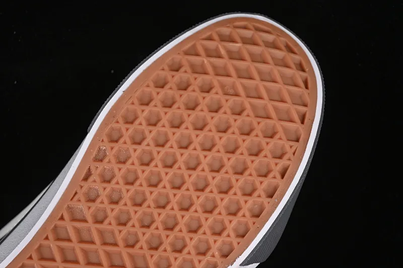 All categories Vans Vans series Vans Low Vans low-top Vans Knu Skool Vans low-top retro casual fat bread shoes VN0009QCCJJ